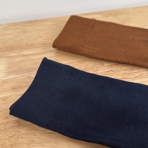 Two pairs of YELETE Ladies tigh high fancy designer socks - Picture 7 of 8